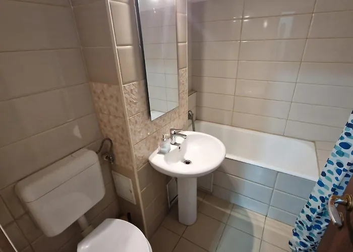 Studio Stefan Double Bed Plus Sofa Bed Bucharest